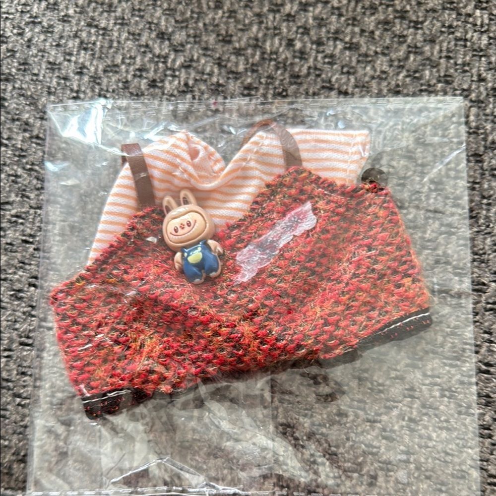 NWT labubu outfit.
